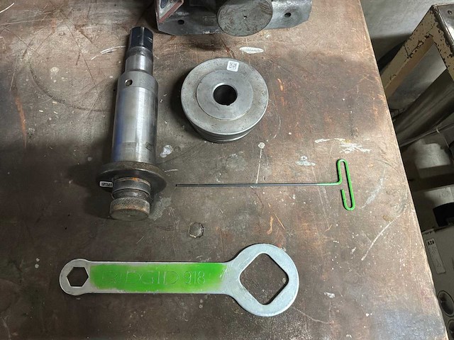 Ridgit 918 hand hydraulische rolgroefmachine - afbeelding 2 van  11