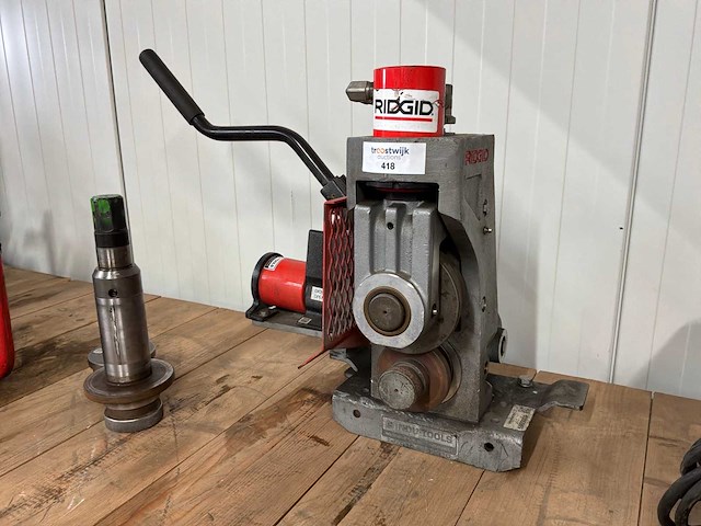 Ridgit 918 hand hydraulische rolgroefmachine - afbeelding 2 van  6