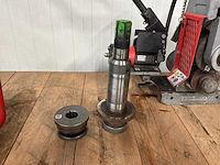 Ridgit 918 hand hydraulische rolgroefmachine - afbeelding 4 van  6