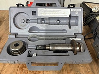 Ridgit 918 hand hydraulische rolgroefmachine - afbeelding 5 van  6
