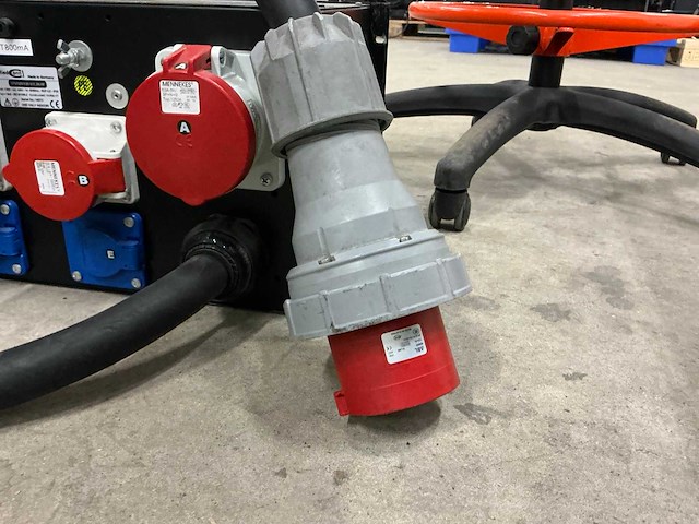Riedconn stv pro multimess stroomverdeler 125a - afbeelding 3 van  4