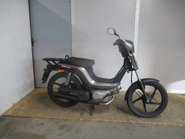 Rieju bye bike 2 takt! - bromfiets - one - scooter - afbeelding 9 van  9