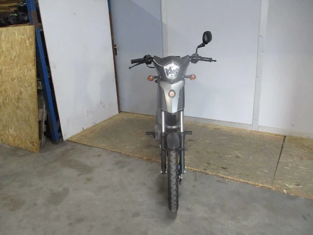 Rieju bye bike 2 takt! - bromfiets - one - scooter - afbeelding 5 van  11