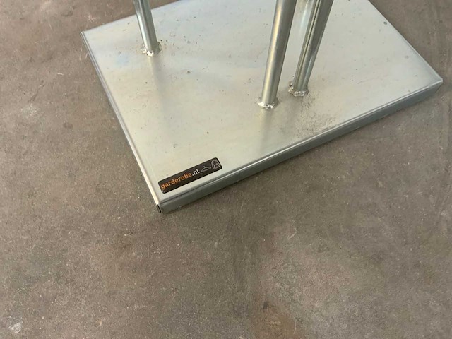 Riemenrek en kledinghanger houder - afbeelding 4 van  4