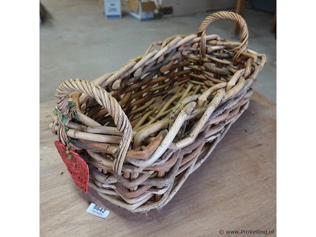 Rieten mand - afbeelding 1 van  5