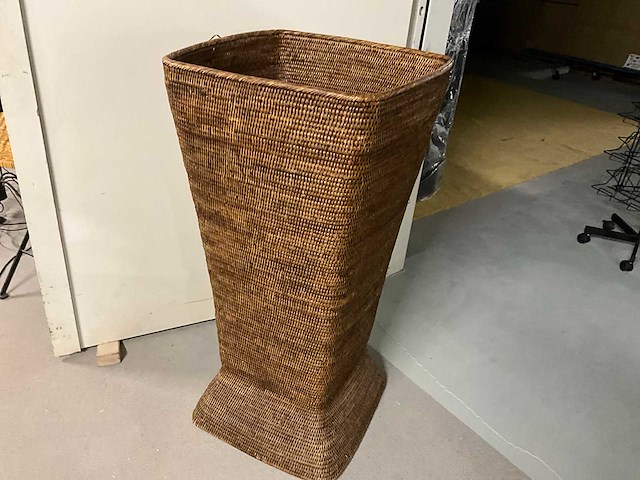 Rieten plantenpot - afbeelding 6 van  7