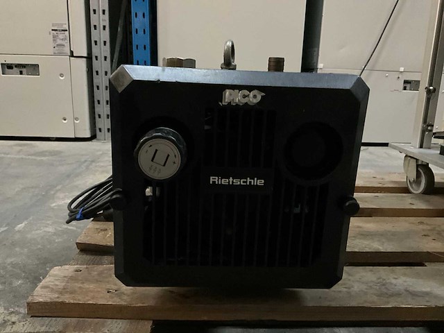 Rietschle pico vlt 15 roterende schoep vacuümpomp - afbeelding 4 van  7