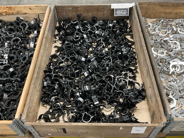 Riggatec swivel coupler truss klem (160x) - afbeelding 1 van  6