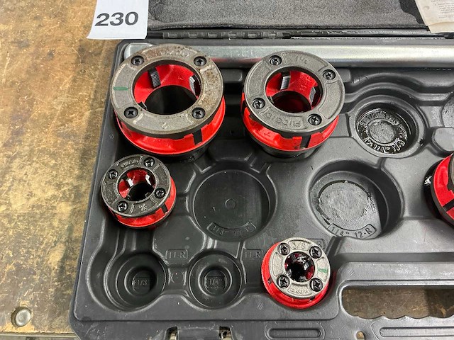 Rigid 11/12-r pijp draadsnijset - afbeelding 7 van  10