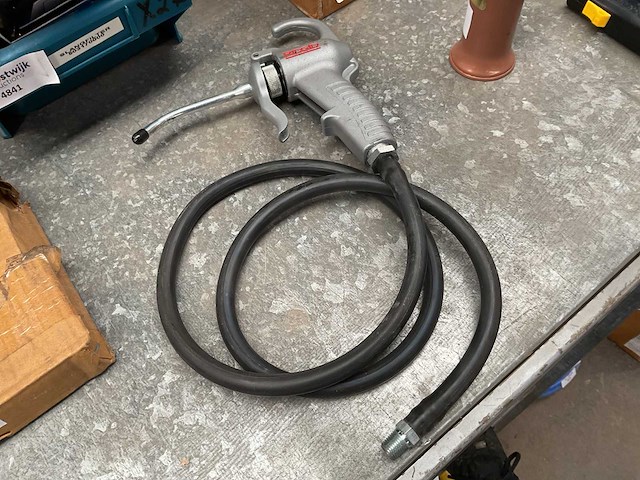 Rigid oiler pump gun - afbeelding 1 van  2