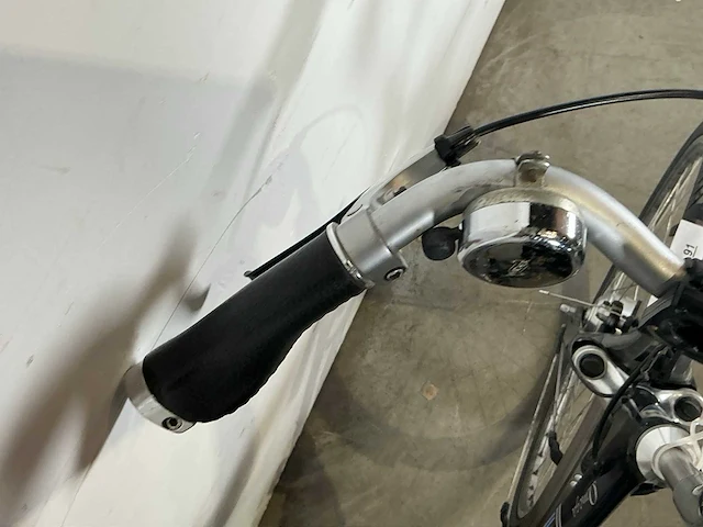 Rih omega elektrische damesfiets - afbeelding 3 van  6