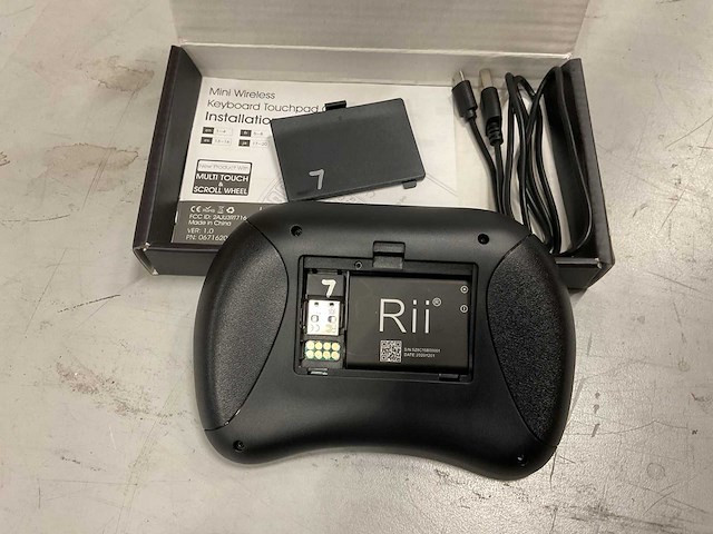 Rii x8 rgb mini draadloos toetsenbord (15x) - afbeelding 2 van  3