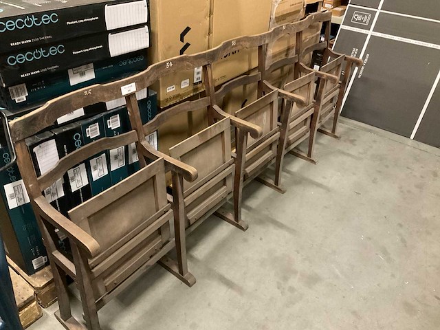 Rij klapstoelen - afbeelding 1 van  4