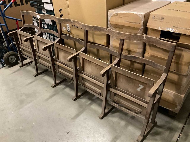 Rij klapstoelen - afbeelding 4 van  4
