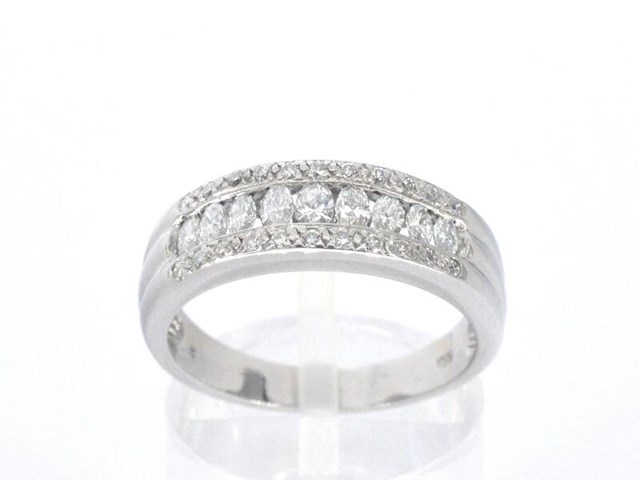 Rij ring met 1.00 carat aan marquise en briljant geslepen natuurlijke diamanten - afbeelding 1 van  9