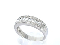 Rij ring met 1.00 carat aan marquise en briljant geslepen natuurlijke diamanten - afbeelding 3 van  9