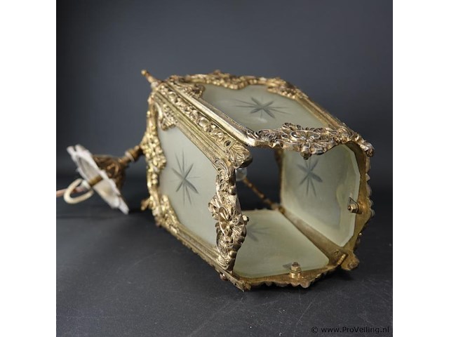 Rijk gelardeerde messing hallamp met geëtst glas - afbeelding 5 van  5