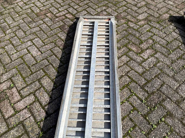 Rijplaat aluminium - afbeelding 7 van  7
