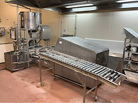 Rijstwasser met rijstkook installatie
