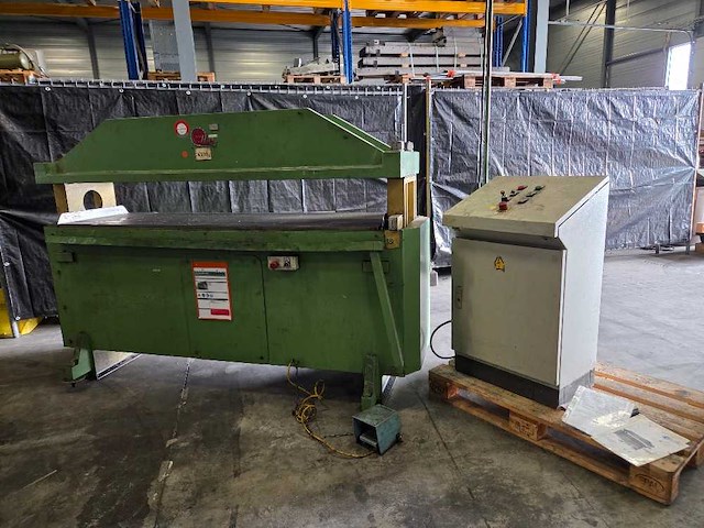 Rijva ter hart - portal - excenterpers - afbeelding 1 van  13