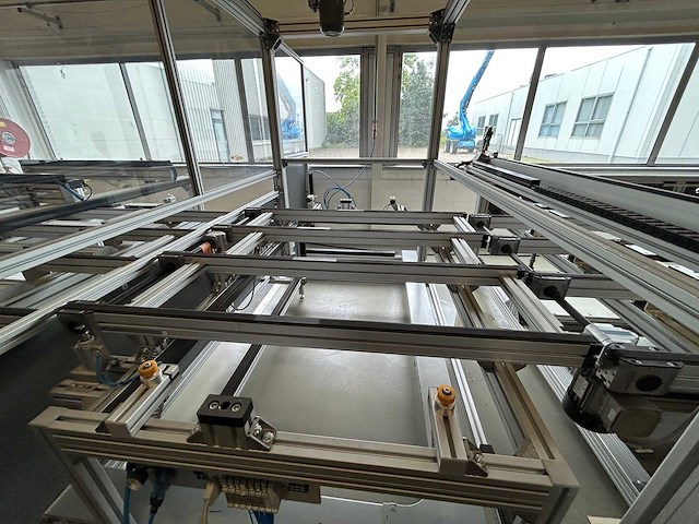 Rimas - 2018 - l17000042 - 2-componenten verlijmingsmachine - afbeelding 33 van  82