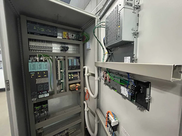 Rimas - 2018 - l17000042 - 2-componenten verlijmingsmachine - afbeelding 8 van  82