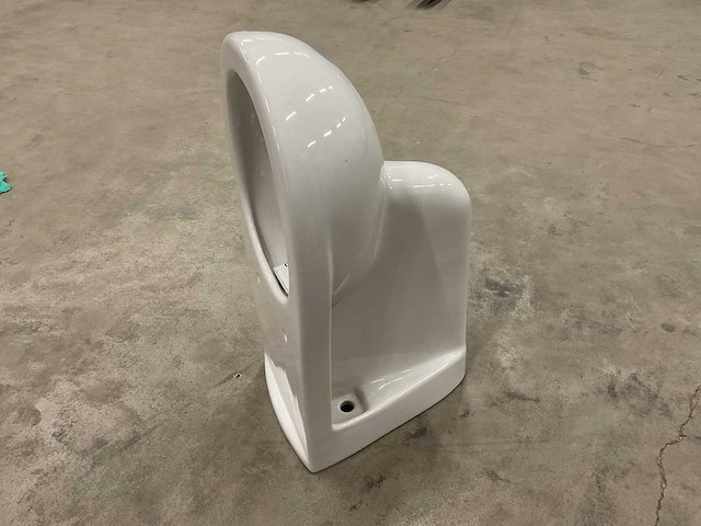 Rimfree hangtoilet - afbeelding 2 van  5