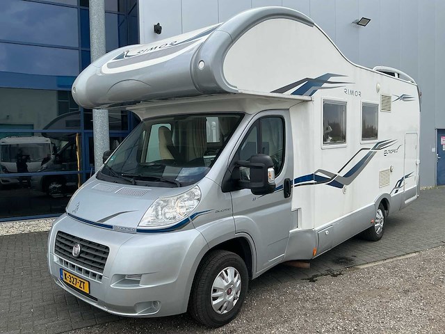 Rimor awa n/a 63a3 camper - afbeelding 1 van  61