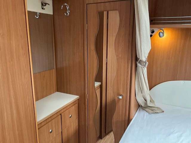 Rimor europe 97p 63e3 camper - afbeelding 25 van  40