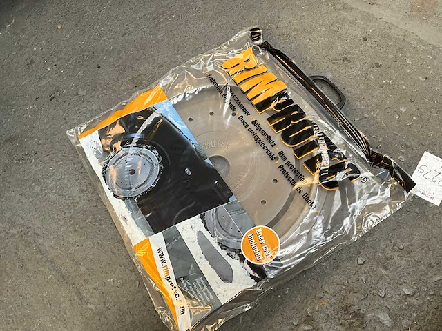 Rimprotec - velgbeschermer - sneeuwkettingen velgen beschermen - inclusief kniematje - afbeelding 12 van  14