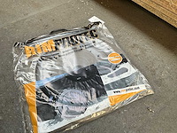 Rimprotec - velgbeschermer - sneeuwkettingen velgen beschermen - inclusief kniematje - afbeelding 13 van  17