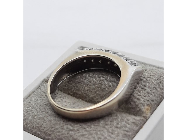 Ring, 18 karaats - afbeelding 2 van  10