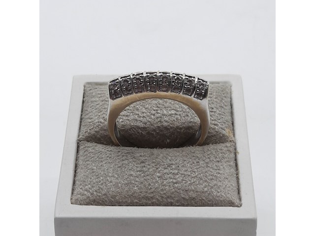 Ring, 18 karaats - afbeelding 1 van  10