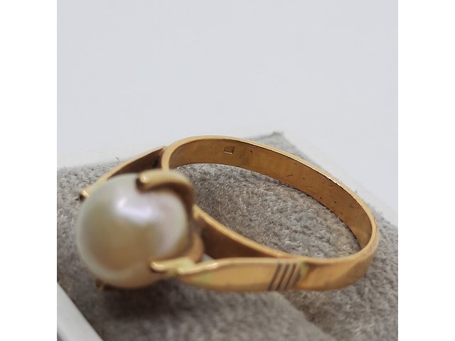 Ring, 18 karaats - afbeelding 7 van  8