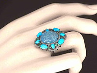 Ring gemaakt met verschillende edelstenen en bezaaid met witte natuurlijke diamanten - afbeelding 2 van  9