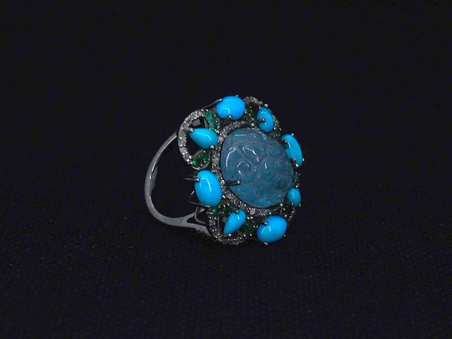 Ring gemaakt met verschillende edelstenen en bezaaid met witte natuurlijke diamanten - afbeelding 4 van  9