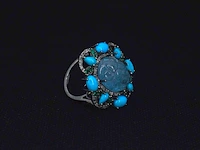 Ring gemaakt met verschillende edelstenen en bezaaid met witte natuurlijke diamanten - afbeelding 4 van  9