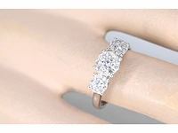 Ring met drie chatons van diamanten 0.75 carat - afbeelding 2 van  6