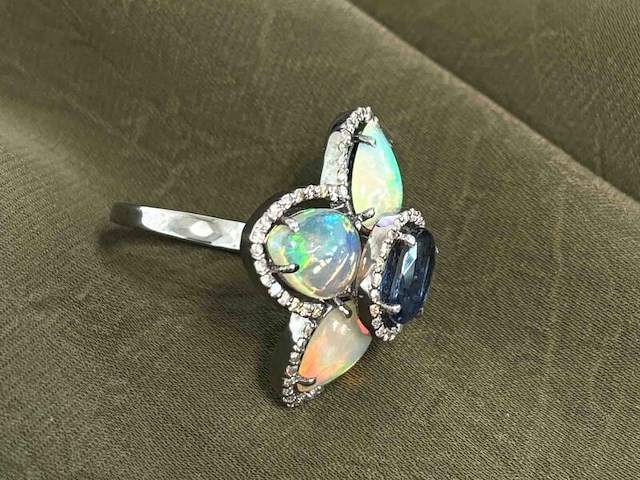 Ring met natuurlijke edelstenen en diamant - afbeelding 4 van  4