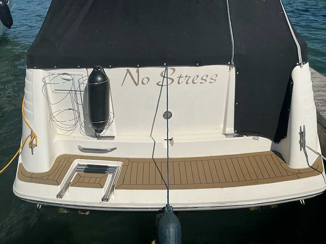 Rinker 270 fiesta vee motorjacht - afbeelding 42 van  42