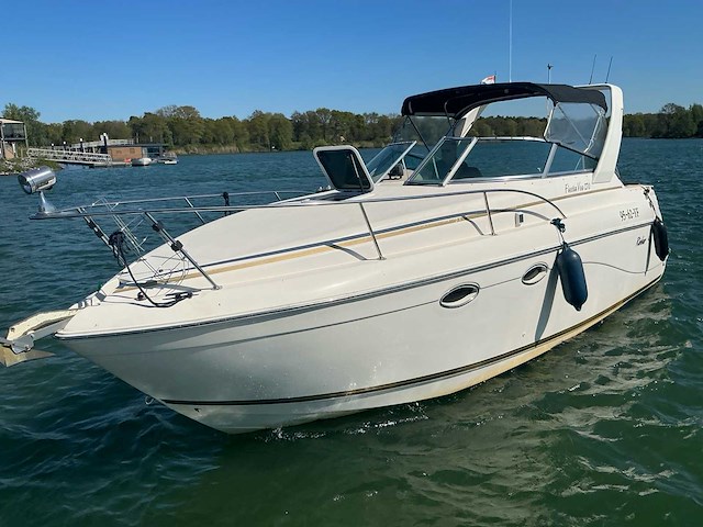 Rinker 270 fiesta vee motorjacht - afbeelding 21 van  42