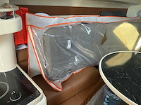 Rinker 270 fiesta vee motorjacht - afbeelding 13 van  42