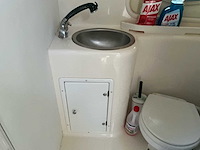 Rinker 270 fiesta vee motorjacht - afbeelding 15 van  42