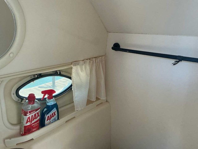 Rinker 270 fiesta vee motorjacht - afbeelding 16 van  42