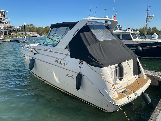 Rinker 270 fiesta vee motorjacht - afbeelding 40 van  42