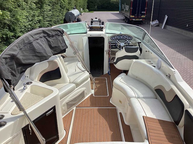 Rinker boot met trailer - afbeelding 2 van  39