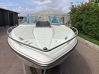 Rinker boot met trailer - afbeelding 38 van  39
