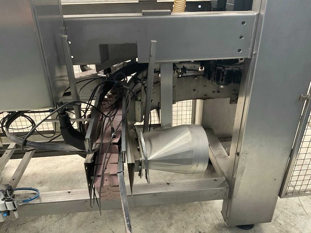 Rinser flessen reiniging machine - afbeelding 4 van  7