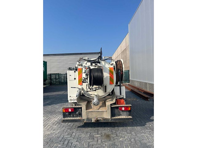 Rioned combiunit - mitsubishi - canter 7c18 - kolkenzuiger - afbeelding 15 van  16