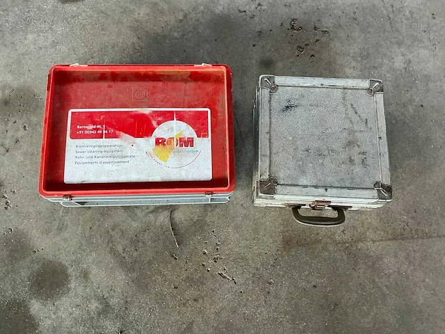 Rioned rioolreinigingsset met 1/2" turbinesnijder ø100–150 mm en elektronische leidingdetector, 2 koffers - afbeelding 2 van  15
